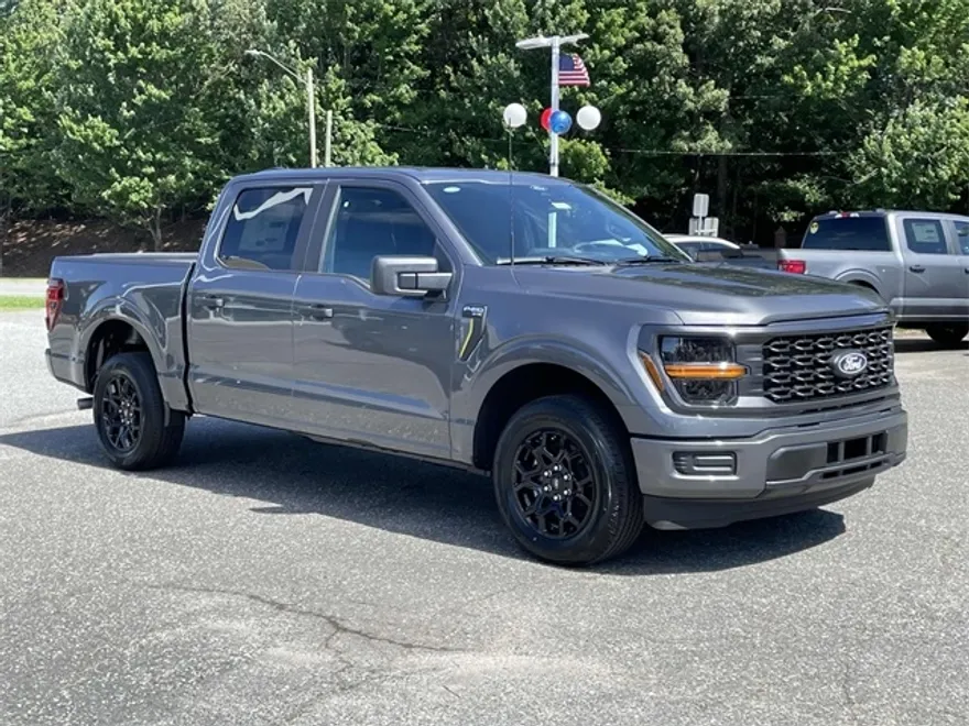 2025 Ford F-150 STX photo 1