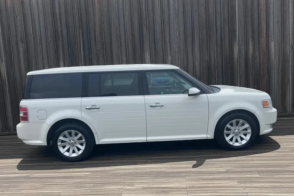 2012 Ford Flex SEL photo 1