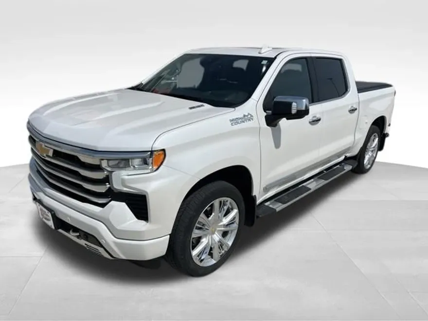 2023 Chevrolet Silverado 1500 High Country photo 1