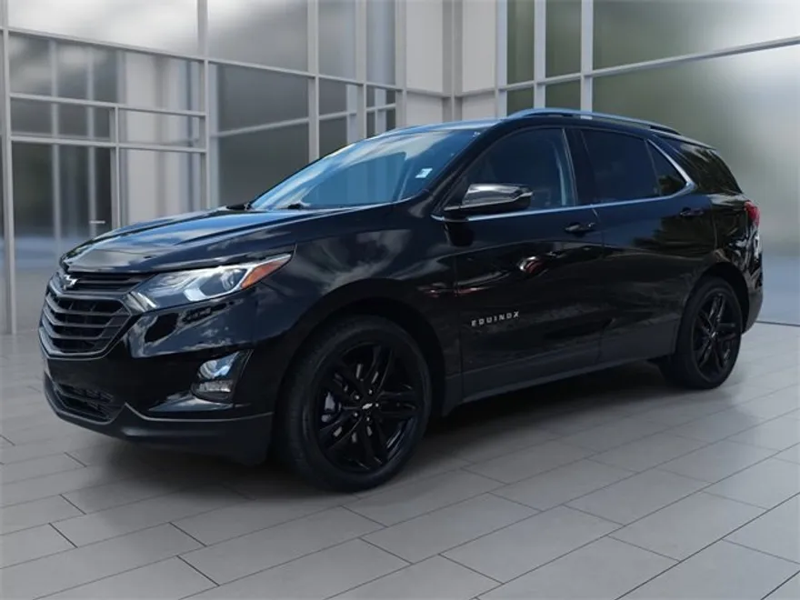 2020 Chevrolet Equinox LT photo 1