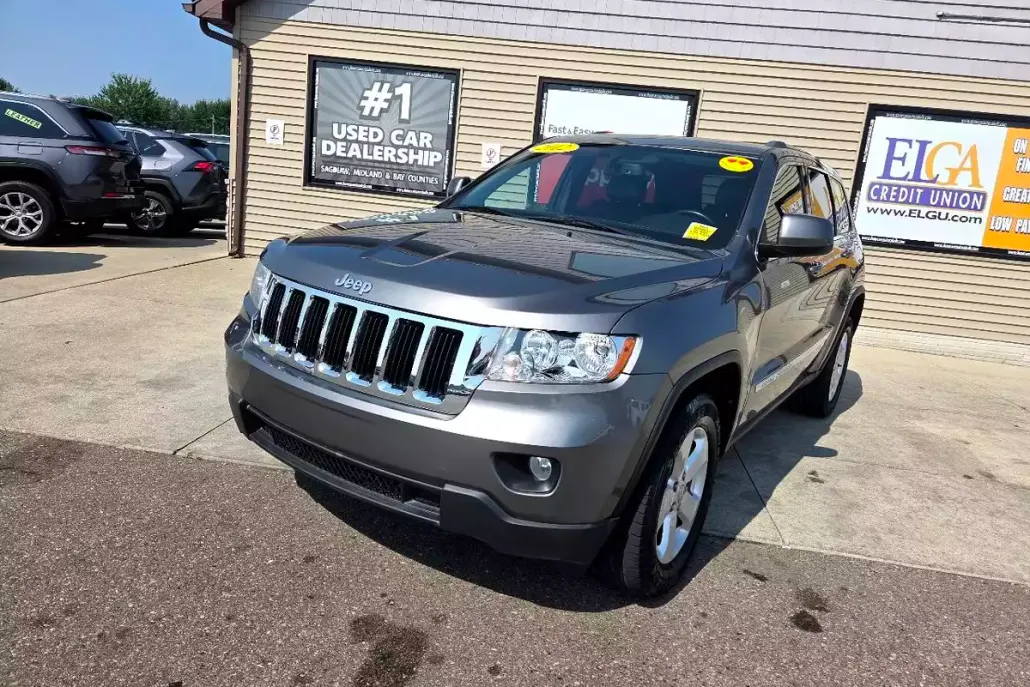 2012 Jeep Grand Cherokee Laredo photo 1