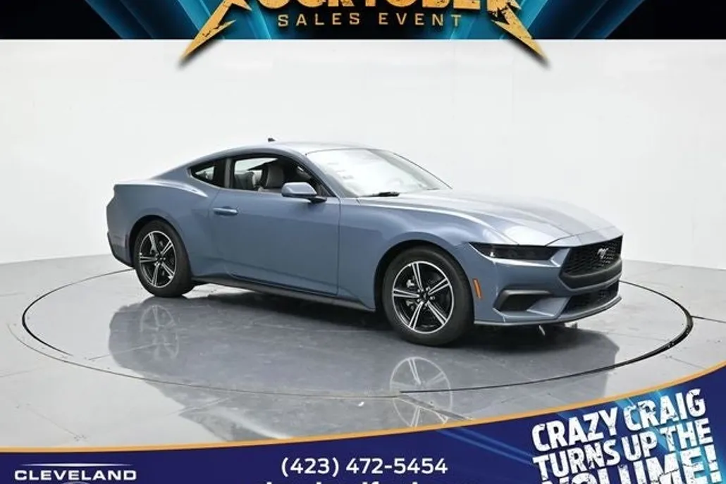 2025 Ford Mustang EcoBoost photo 1