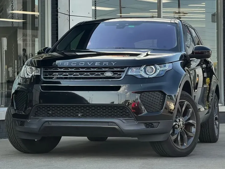 2019 Land Rover Discovery Sport HSE photo 1