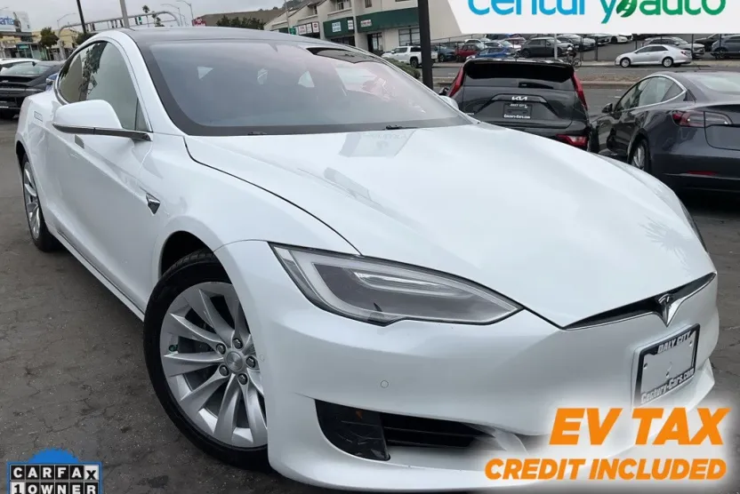 2017 Tesla Model S 75 photo 1