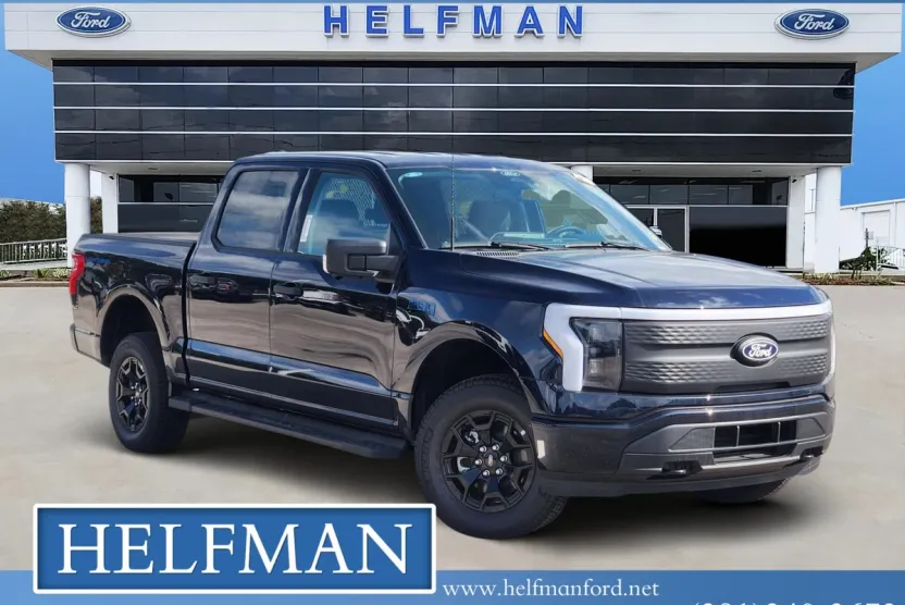 2025 Ford F-150 Lightning XLT photo 1