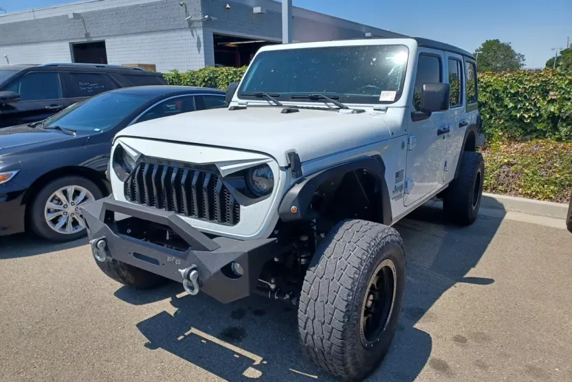 2018 Jeep Wrangler Unlimited Sport S photo 1