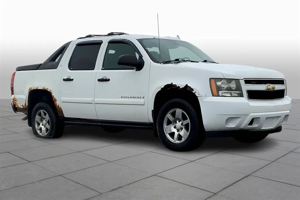 2008 Chevrolet Avalanche LS photo 1