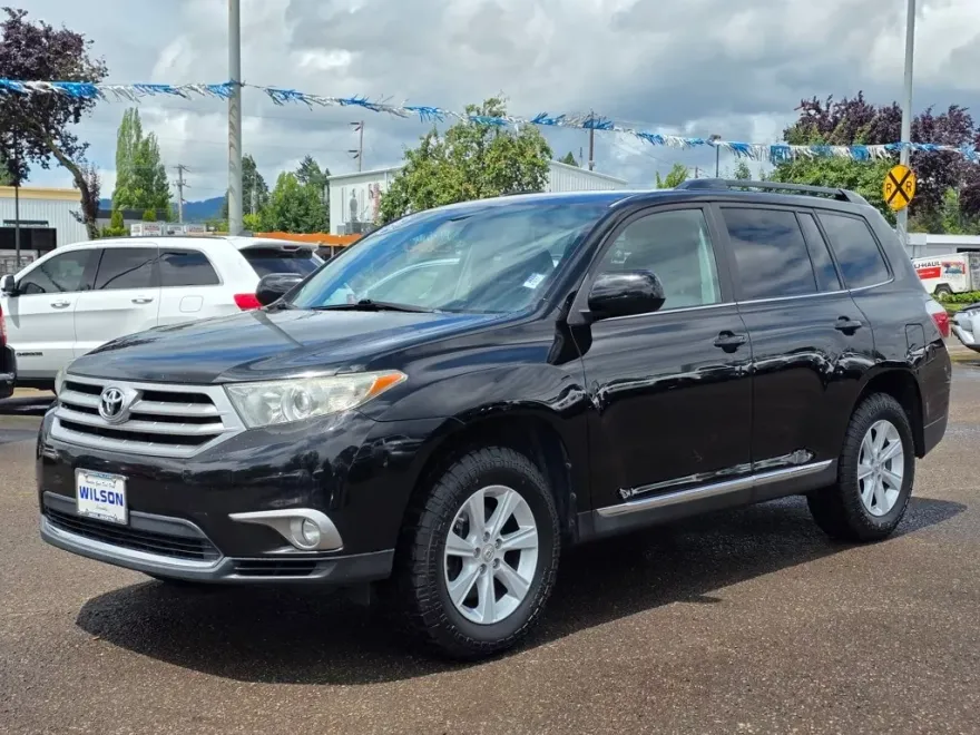 2012 Toyota Highlander Base photo 1