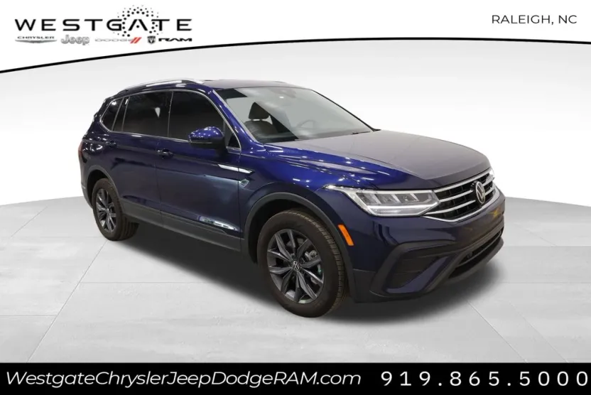 2022 Volkswagen Tiguan SE photo 1
