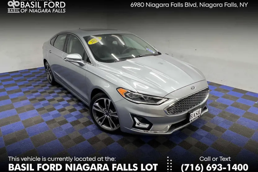 2020 Ford Fusion Titanium photo 1