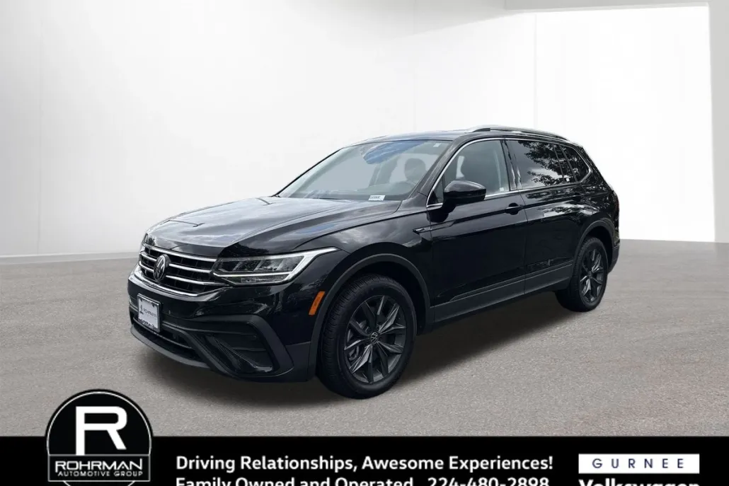 2022 Volkswagen Tiguan SE photo 1