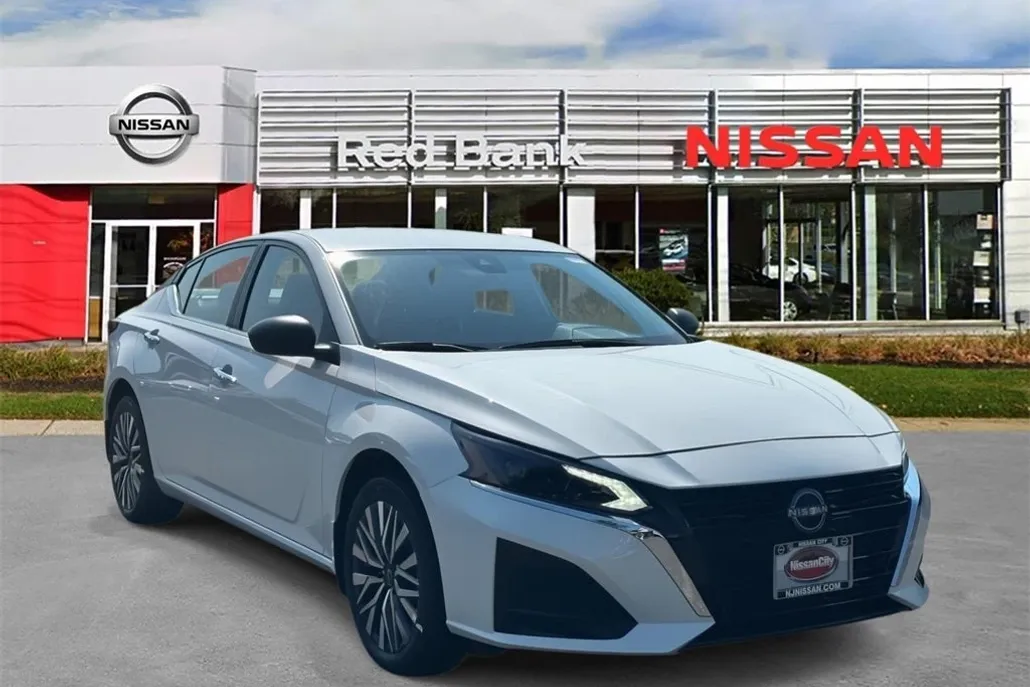 2025 Nissan Altima 2.5 SV photo 1