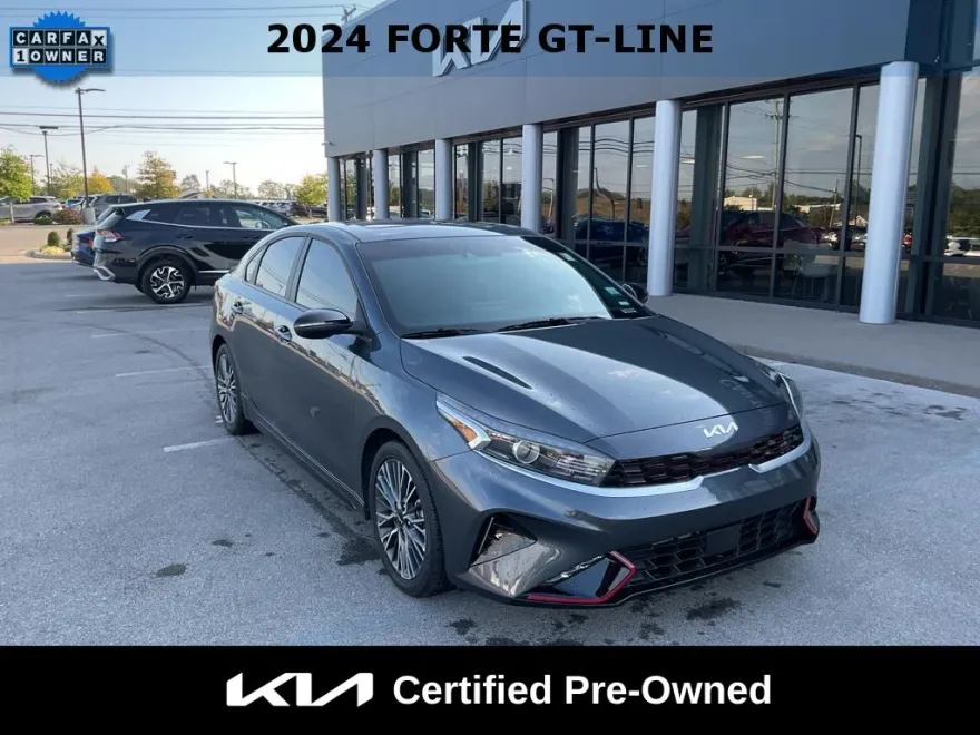 2024 Kia Forte GT-Line photo 1