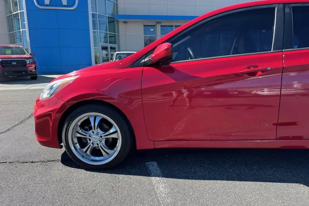 2016 Hyundai Accent SE photo 1