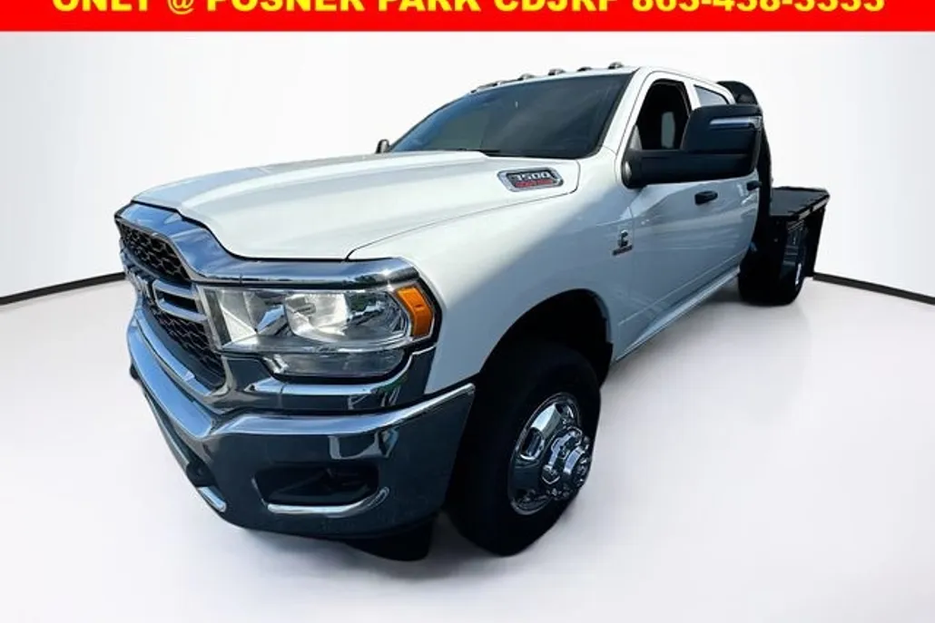 2024 Ram 3500 Tradesman photo 1