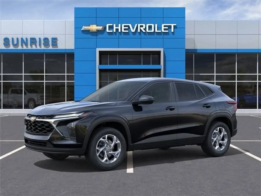 2026 Chevrolet Trax LS photo 1