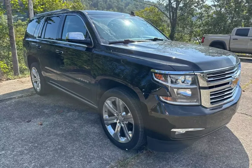 2020 Chevrolet Tahoe Premier photo 1
