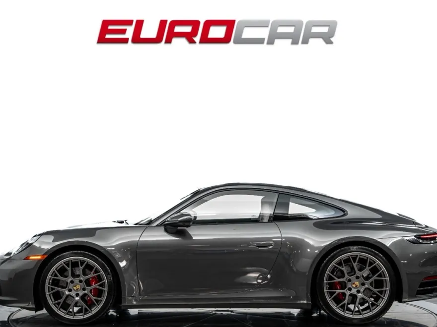 2024 Porsche 911 4S photo 1