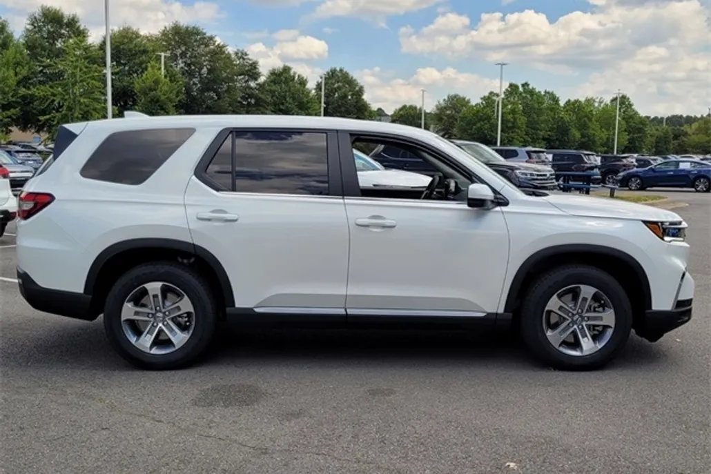 2025 Honda Pilot EX-L photo 1