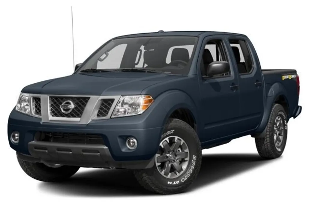 2018 Nissan Frontier Desert Runner photo 1