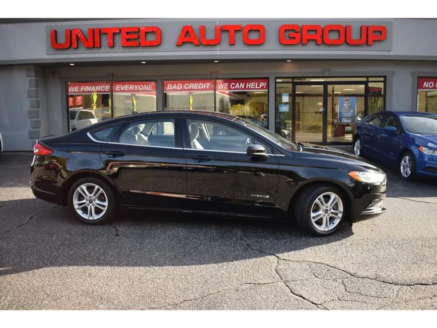 2018 Ford Fusion S Hybrid photo 1