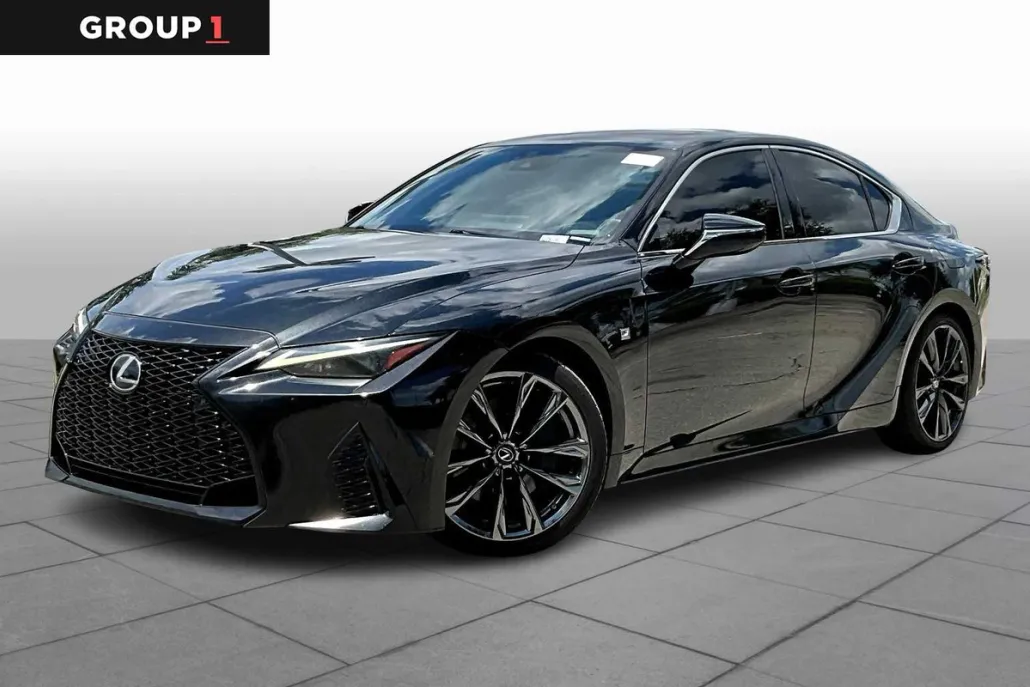 2022 Lexus IS 350 F SPORT photo 1