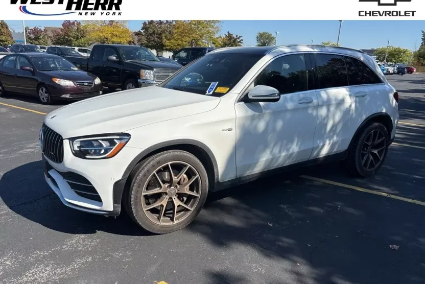 2022 Mercedes Benz GLC 43 AMG photo 1