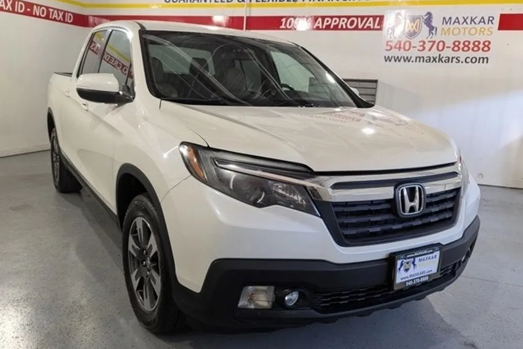 2017 Honda Ridgeline RTL photo 1