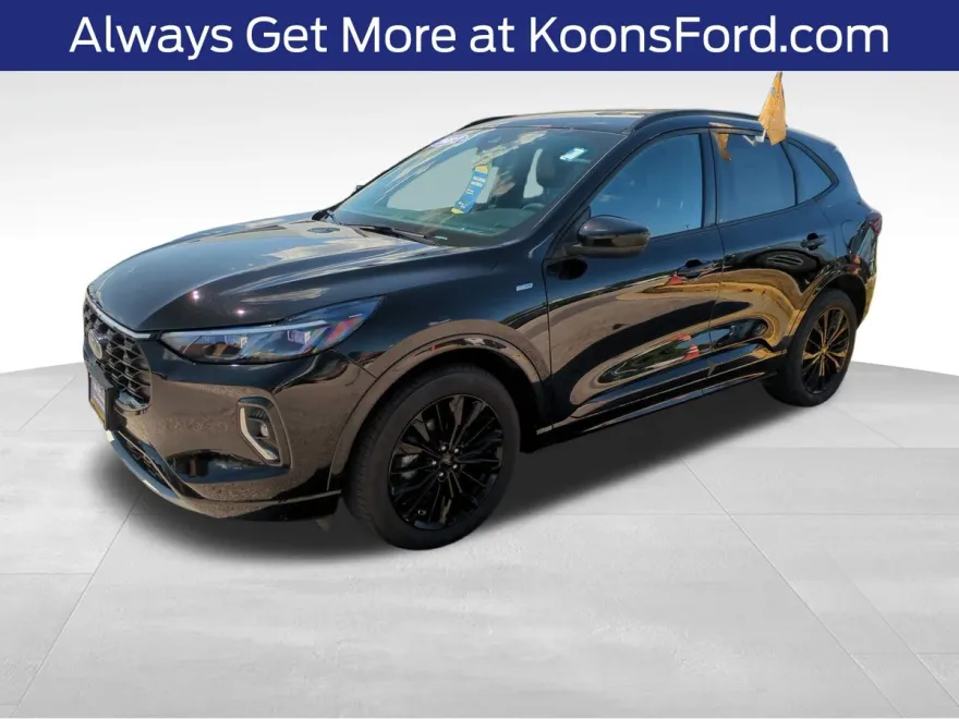 2023 Ford Escape ST-Line Elite photo 1