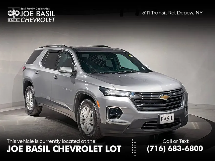 2023 Chevrolet Traverse photo 1