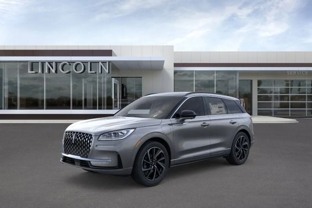 2025 Lincoln Corsair Grand Touring photo 1