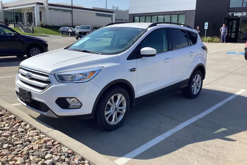 2018 Ford Escape SE photo 1