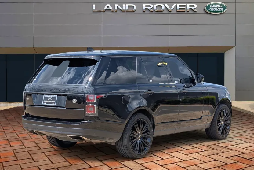 2021 Land Rover Range Rover P525 HSE HSE Westminster Edition photo 1