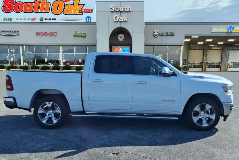 2020 Ram 1500 Laramie photo 1
