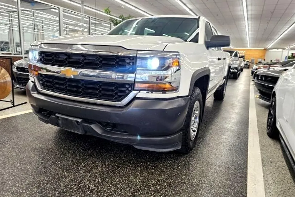 2017 Chevrolet Silverado 1500 Work Truck photo 1