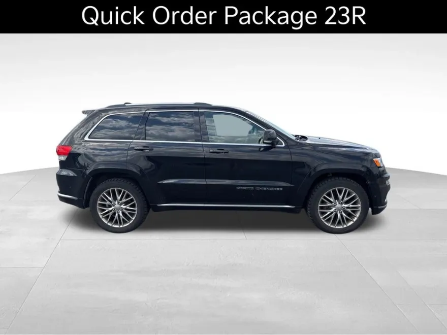 2017 Jeep Grand Cherokee Summit photo 1