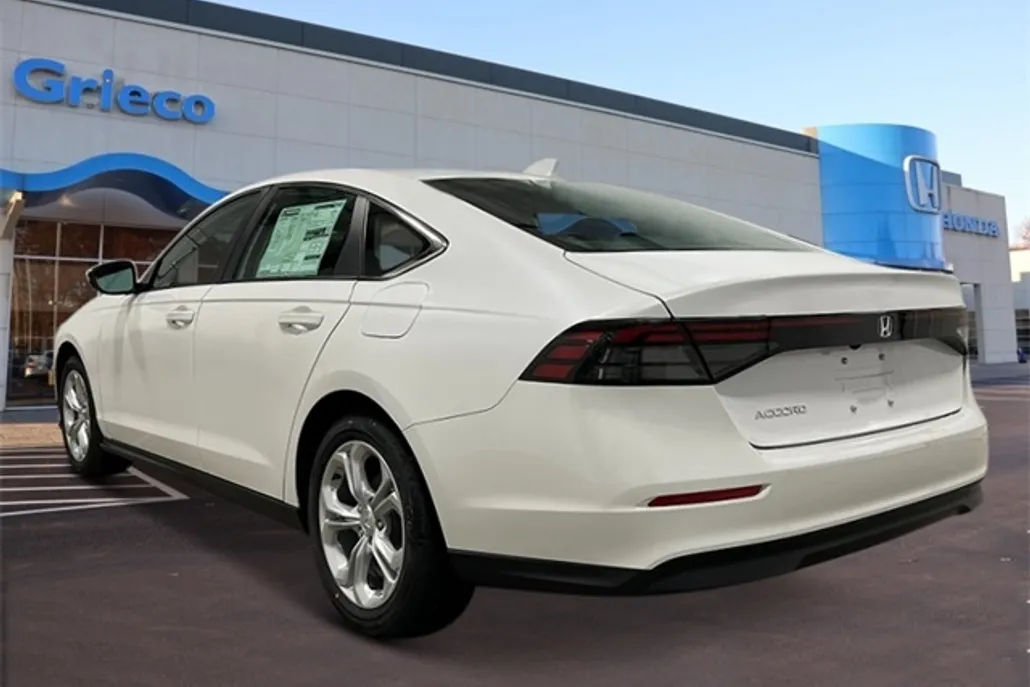 2025 Honda Accord LX photo 1