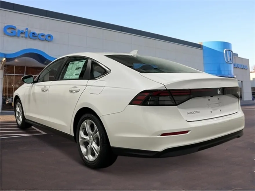 2025 Honda Accord LX photo 1