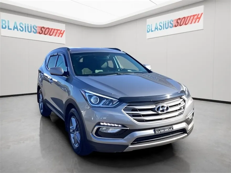 2017 Hyundai Santa Fe Sport Base photo 1
