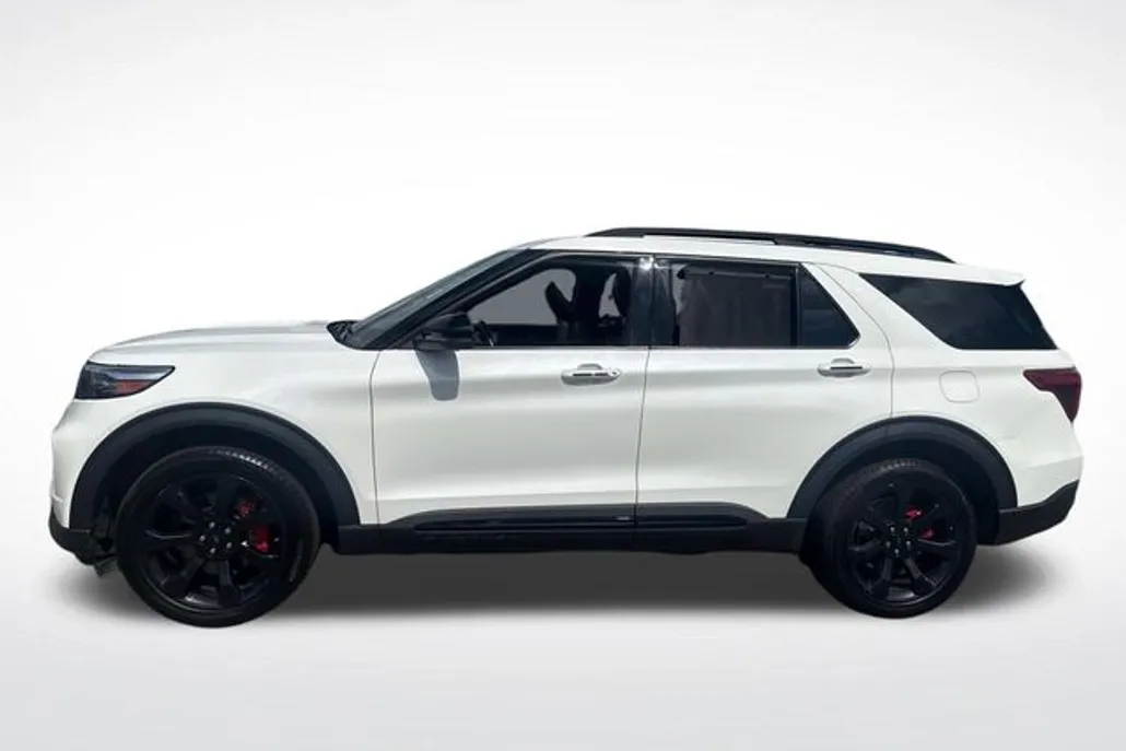 2020 Ford Explorer ST photo 1