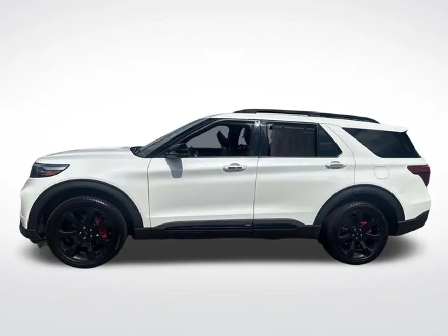 2020 Ford Explorer ST photo 1
