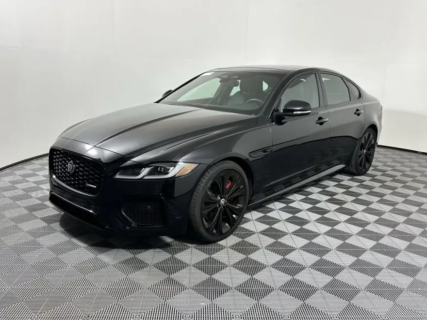 2024 Jaguar XF R-Dynamic SE photo 1