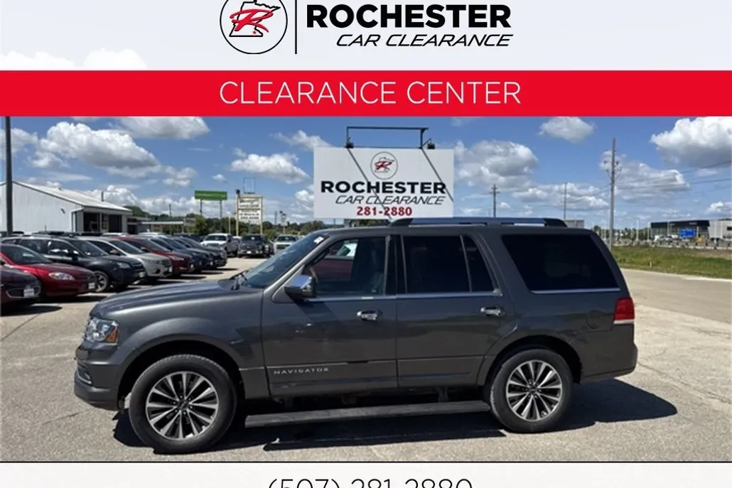 2015 Lincoln Navigator Base photo 1