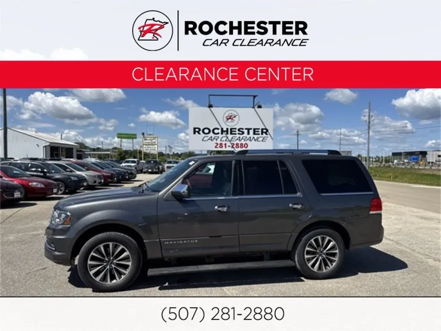 2015 Lincoln Navigator Base photo 1