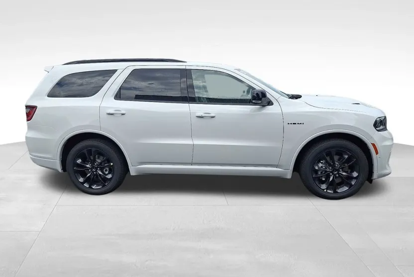 2025 Dodge Durango R/T Plus photo 1