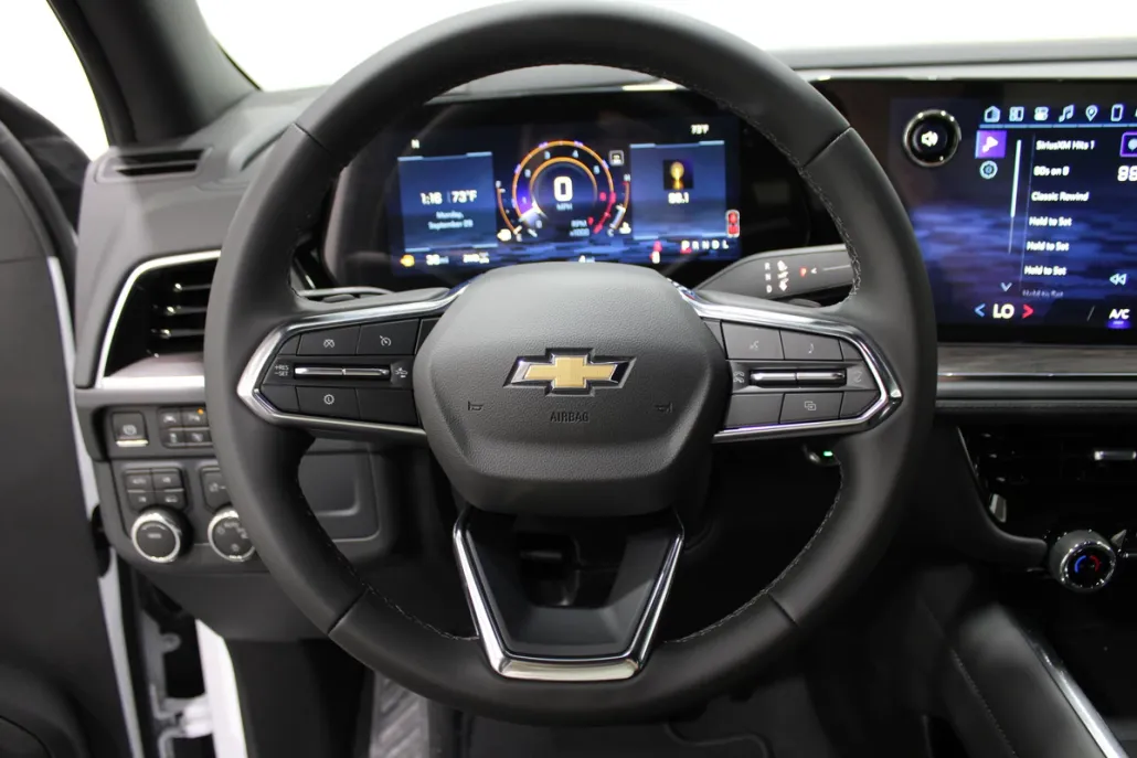 2025 Chevrolet Tahoe LS photo 1
