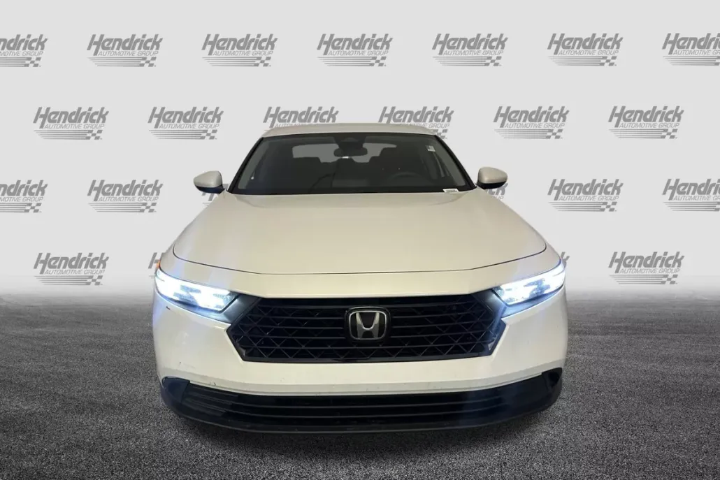 2024 Honda Accord LX photo 1