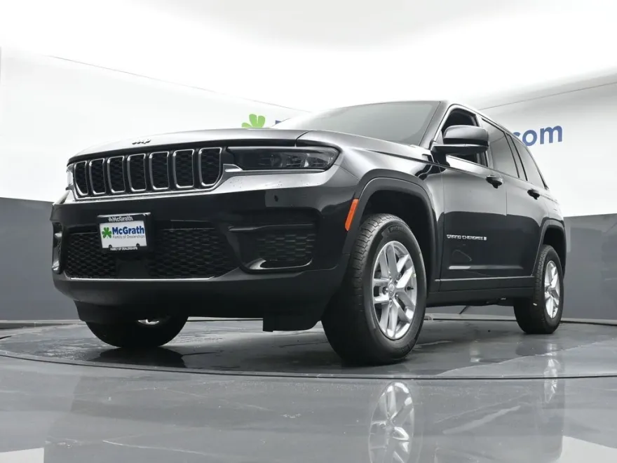 2025 Jeep Grand Cherokee Laredo X photo 1