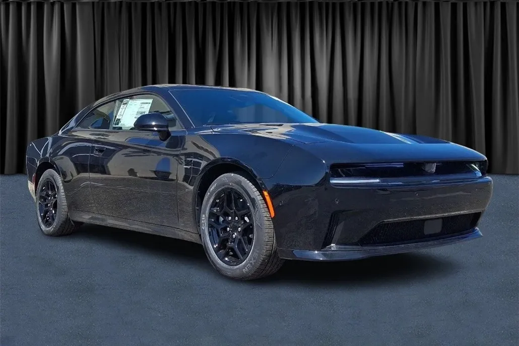 2025 Dodge Charger R/T photo 1