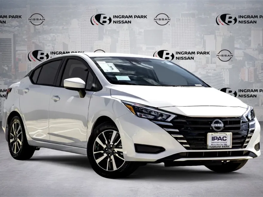 2025 Nissan Versa SV photo 1